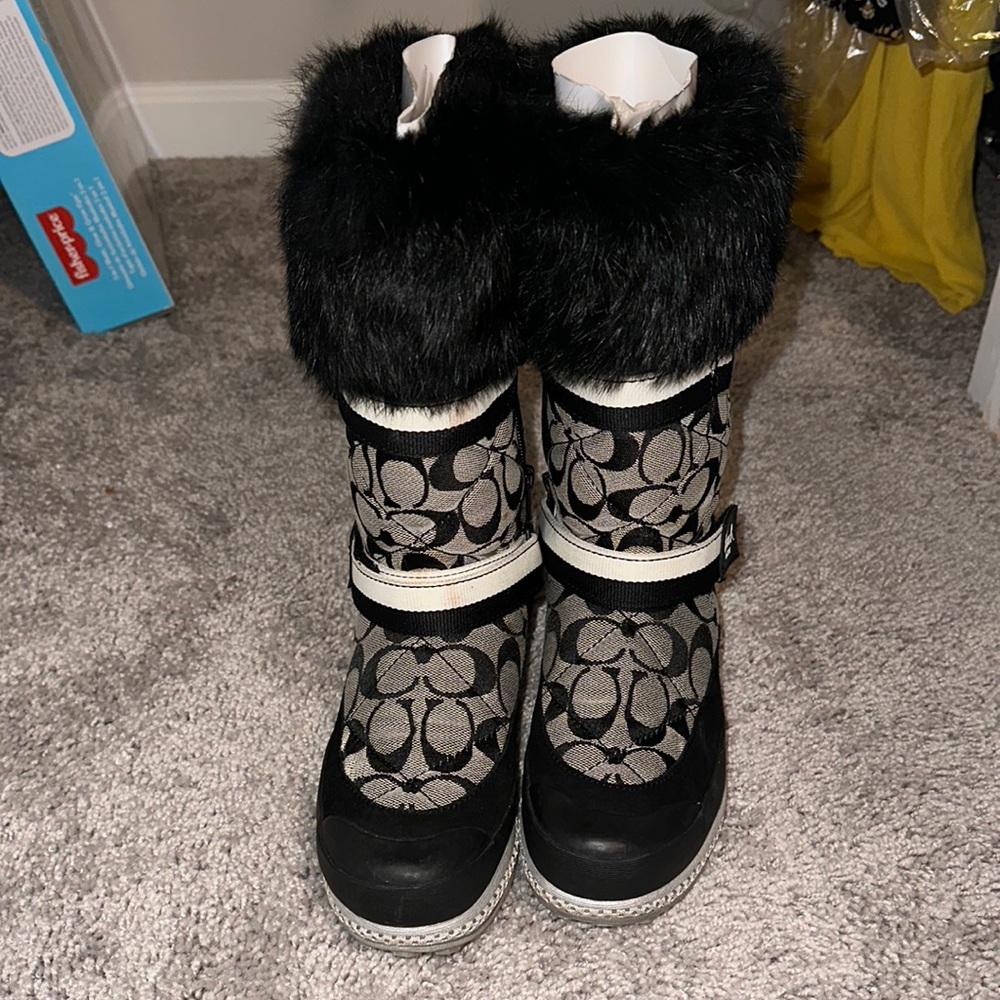 Coach signature Logo Mariette Rabbit Fur snow boots